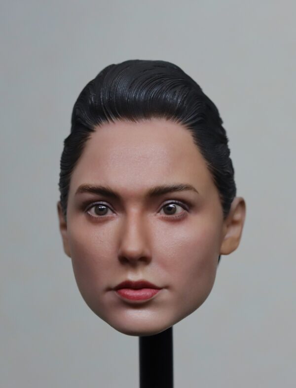 Pre-Sale Wonder Woman Gal Gadot 1/6 Scale Hand-Painted Head Sculpture