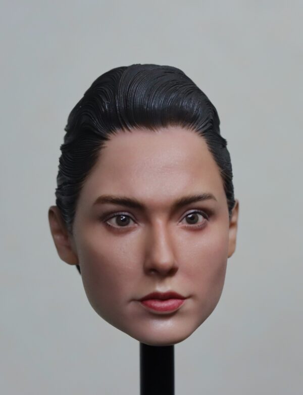 Pre-Sale Wonder Woman Gal Gadot 1/6 Scale Hand-Painted Head Sculpture