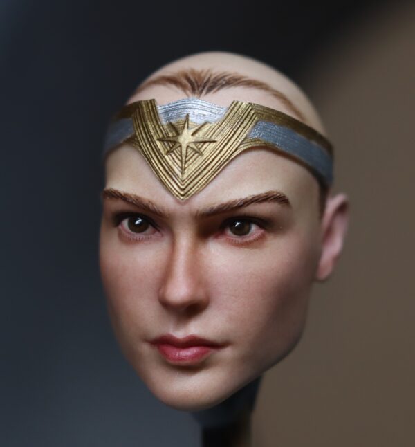 Pre-Sale Wonder Woman Gal Gadot 1/6 Scale Hand-Painted Head Sculpture