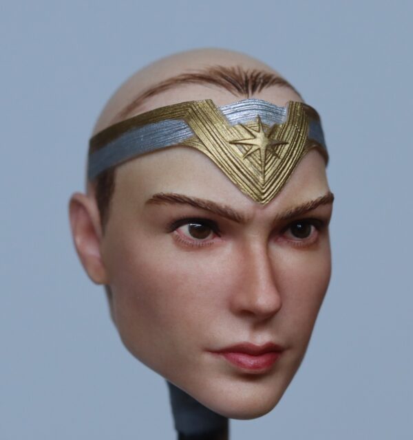 Pre-Sale Wonder Woman Gal Gadot 1/6 Scale Hand-Painted Head Sculpture